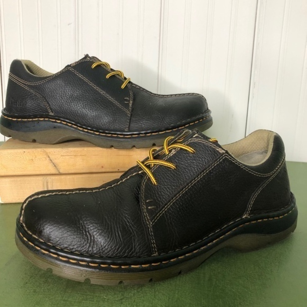 Dr Martens Pebbled Leather Split Toe Casual Shoes
